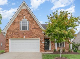 1008 Chapmans Xing, Spring Hill, TN 37174