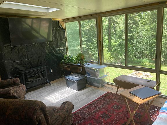 5th image of 8766 Nine Mile Ridge Rd