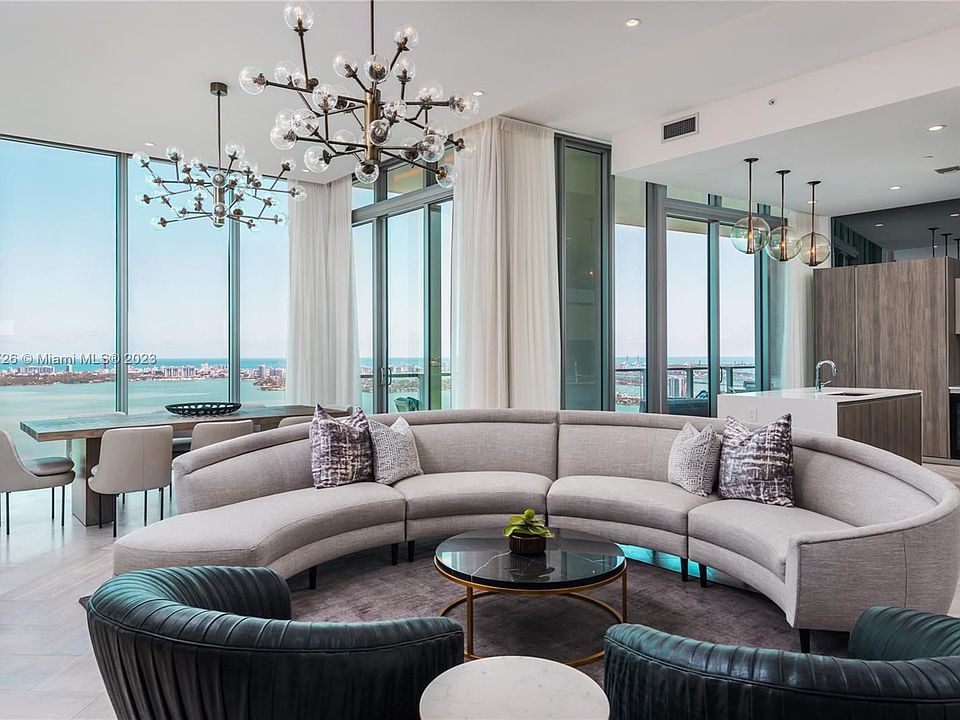 1st image of 2900 NE 7th Ave Penthouse 4703