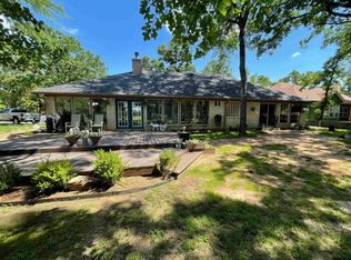 243 Colonial Dr, Mabank, TX 75156