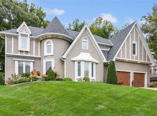 609 White Oak Ln, Kansas City, MO 64116