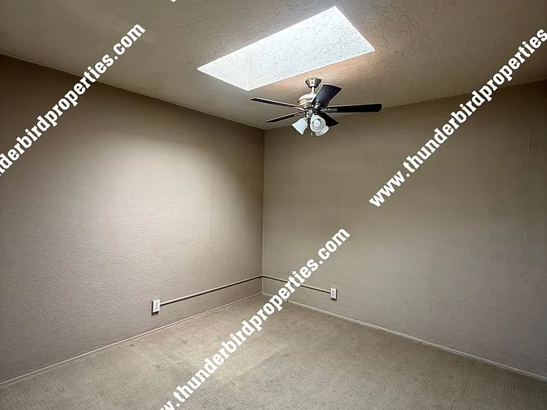 2108 Muriel St NE — Photo 16