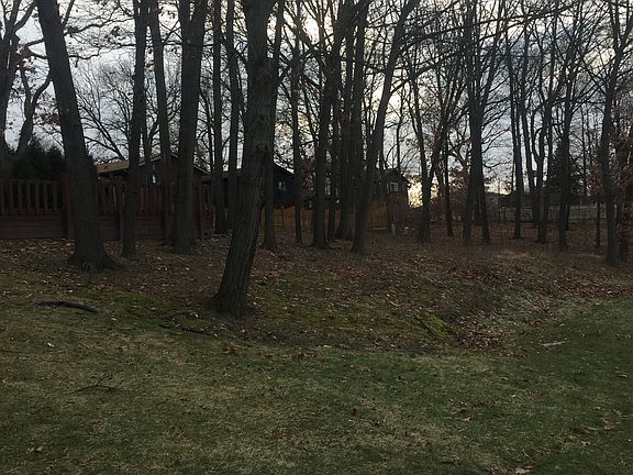 4th image of 2726 Sycamore Dr #House