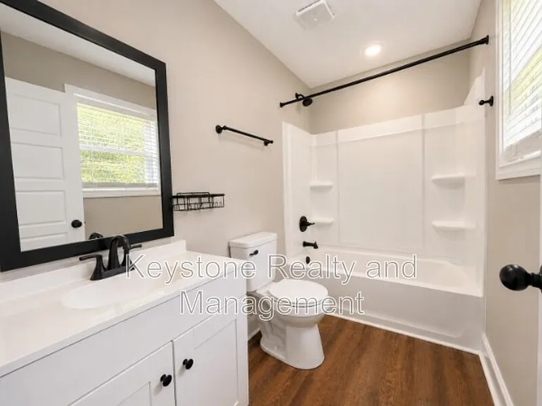 146 Village Dr — Photo 13