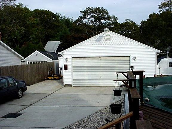 Garage/Shop