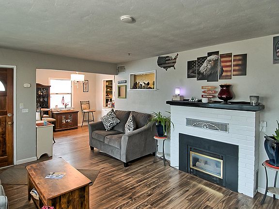 5th image of 2935 Mahan St