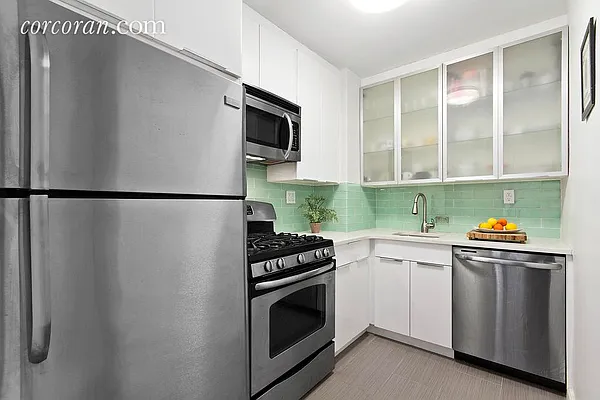 Sold by Corcoran | media 4
