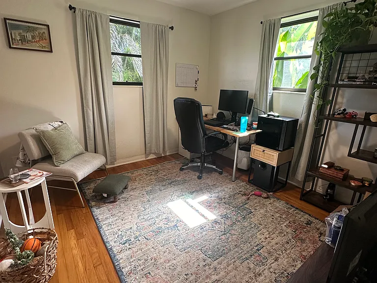 7910 SW 15th St — Photo 32