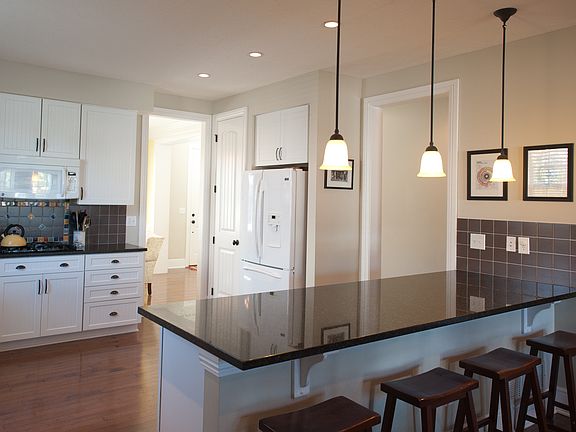4th image of 4995 Notting Hill Dr