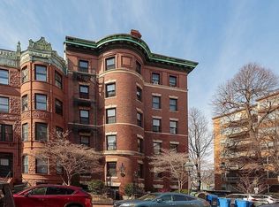 112 Pinckney St APT 3, Boston, MA 02114