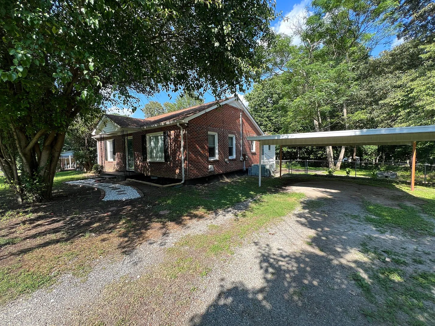 Available To Show! — Photo 2