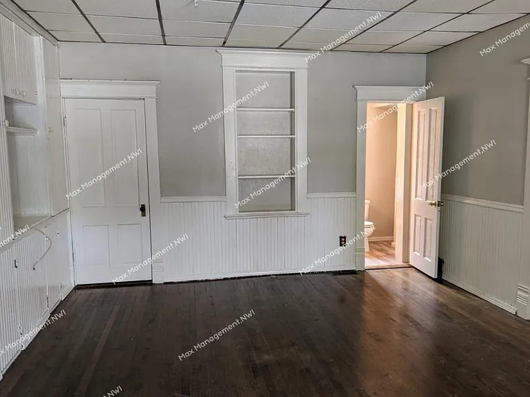 7321 Madison St — Photo 2