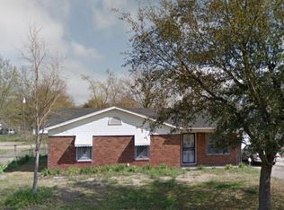 2516 S Sarullo Cir, Greenville, MS 38703