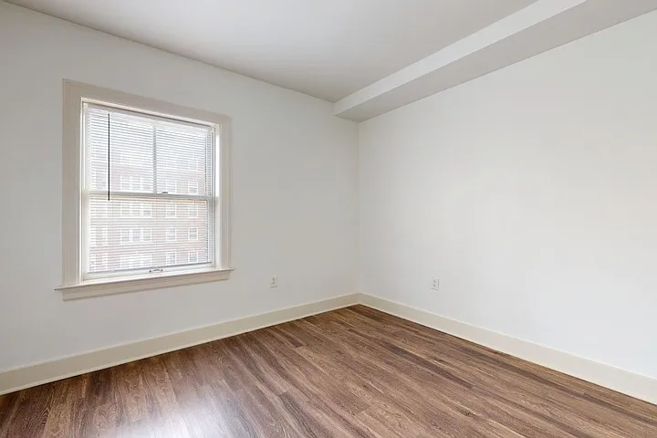 Clyde Manor — Photo 281