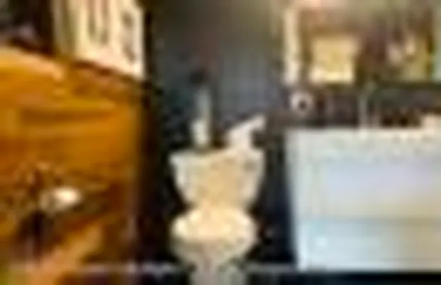 Sold by REMAX Elite | media 23