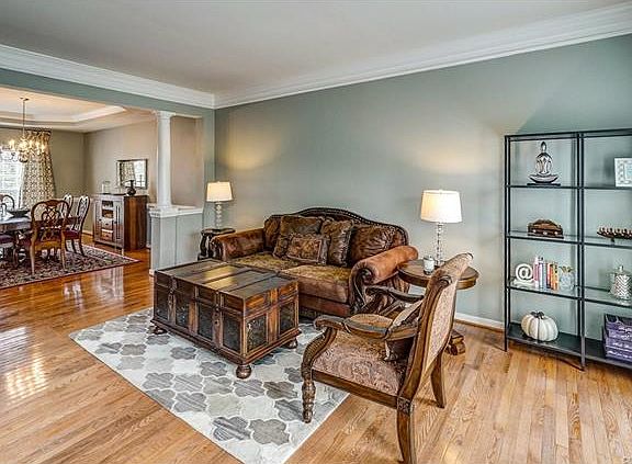 5th image of 5009 Belair Pl