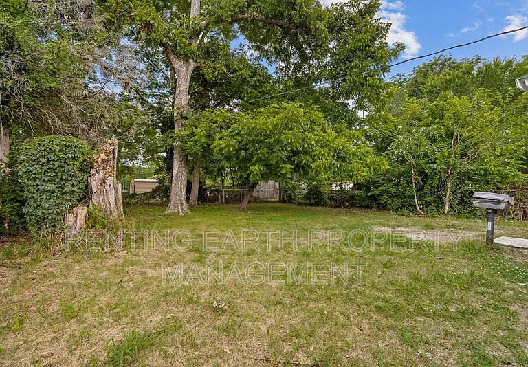 4813 Court S — Photo 6