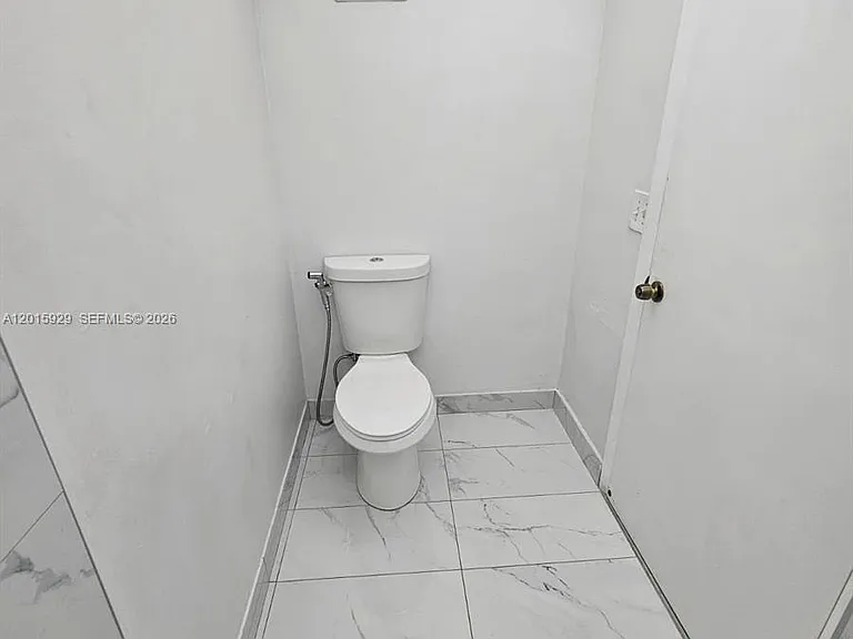 10825 SW 112th Ave #103 — Photo 13
