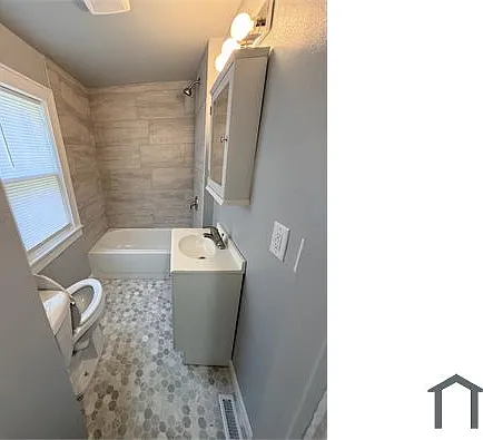 2 bed, $1,200 — Photo 2