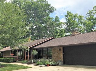 5547 Hartneck Rd, Valley City, OH 44280