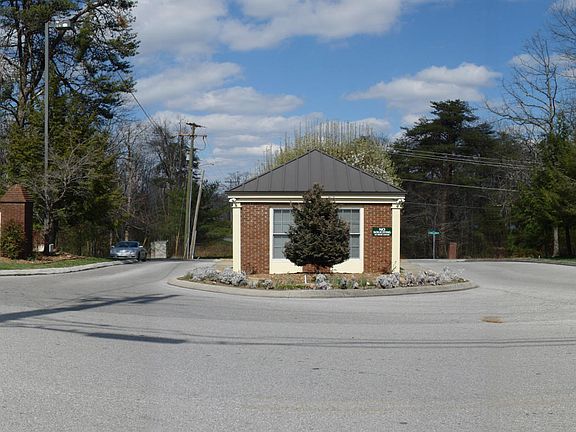 5th image of E Deer Creek Dr