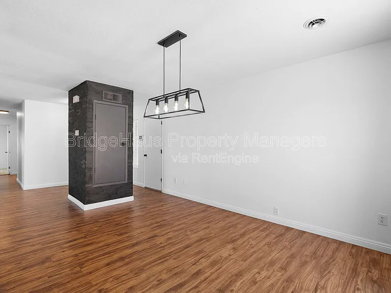 11004 Collinwood Dr — Photo 22