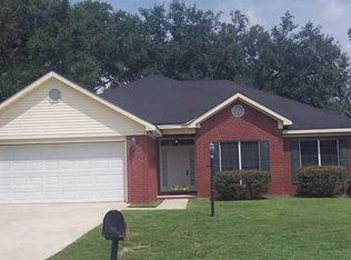 900 Edgefield Dr, Saraland, AL 36571