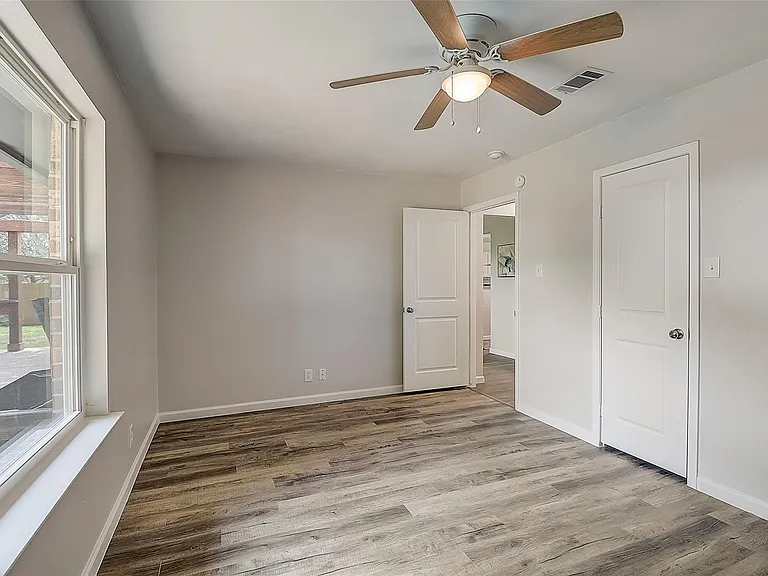 607 Field St — Photo 22