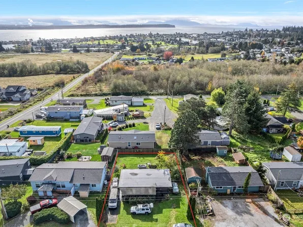 5515 Hillvue Road, Blaine, WA 98230