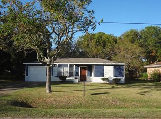 1710 Oleander Dr, La Marque, TX 77568