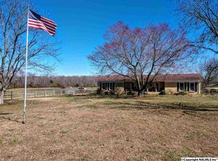 1897 Scott Rd, Hazel Green, AL 35750