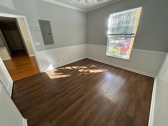 5th image of 1600 Long Grove Dr Unit 1715