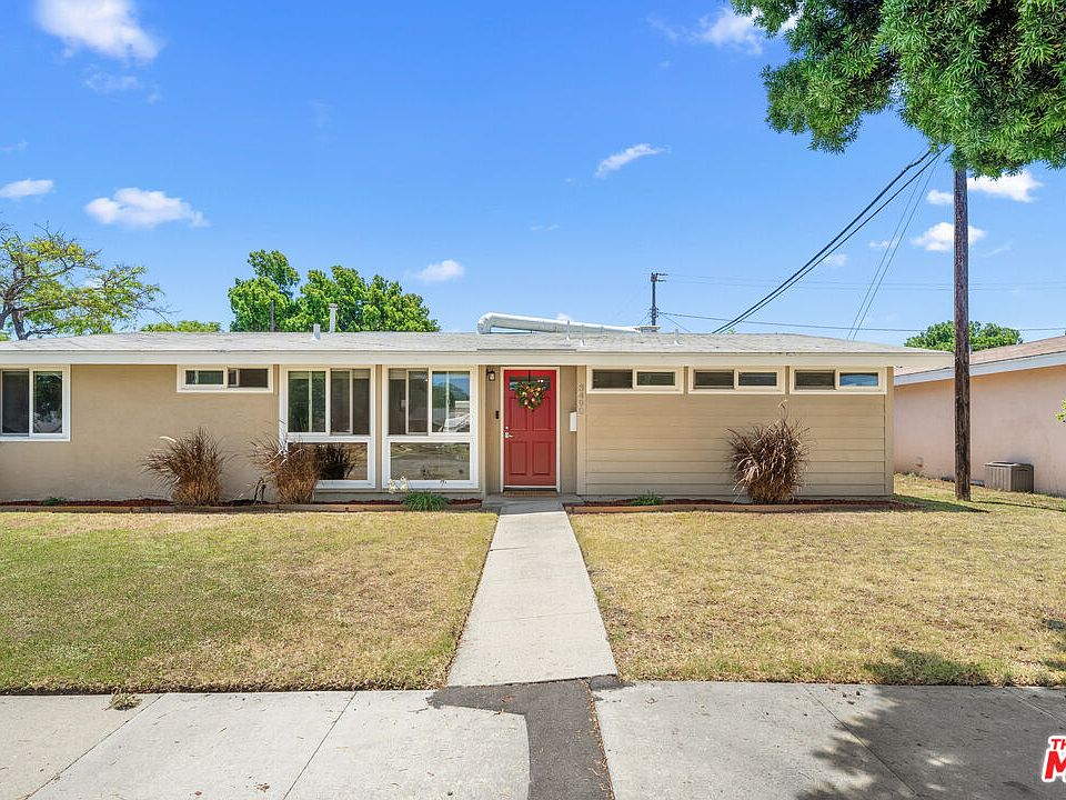 1st image of 3490 E La Jara St