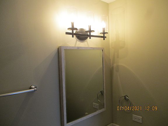 4th image of 1347 Fairmont Ave