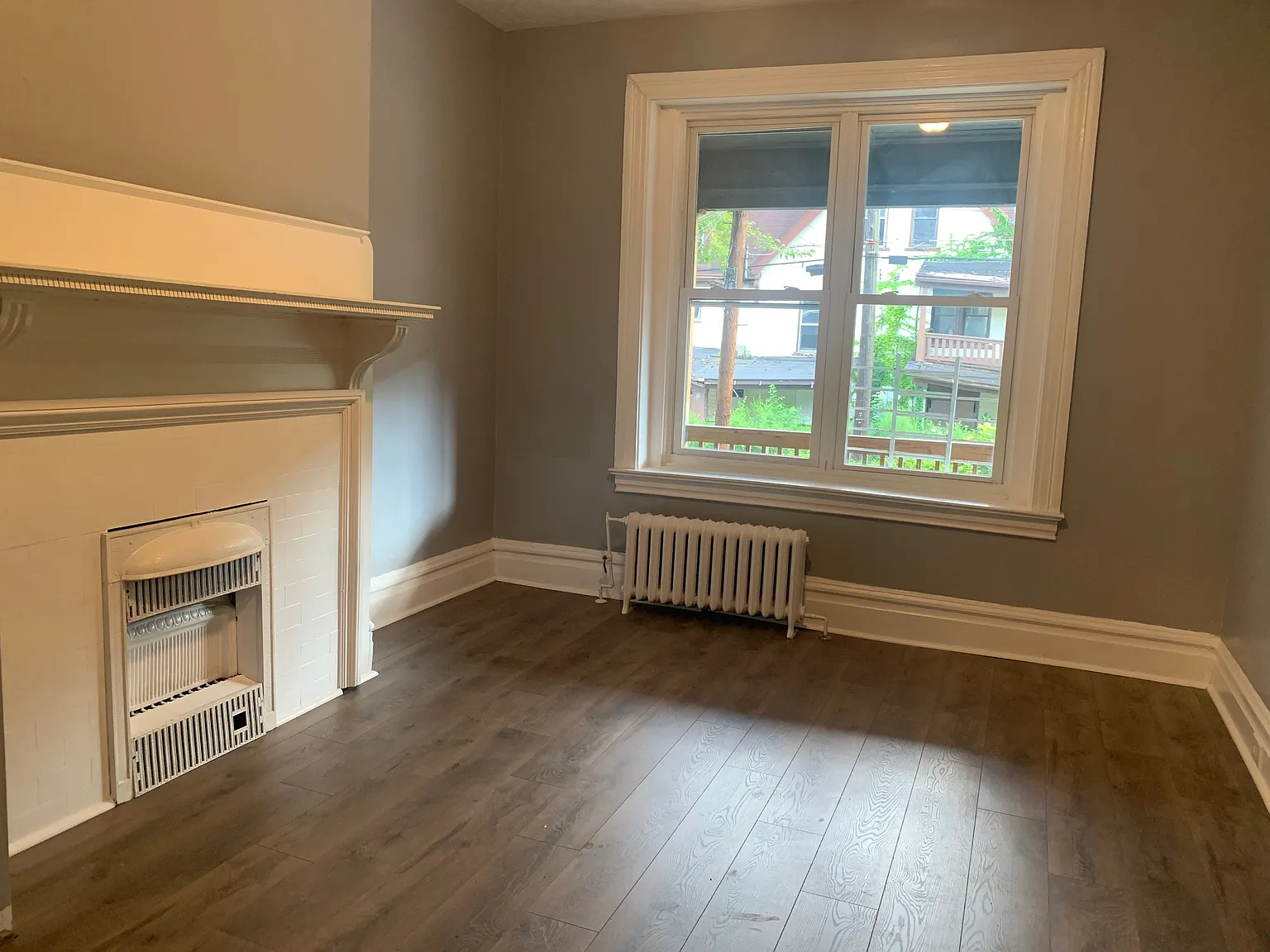 2 bed, 1000 sqft, $999 — Photo 3