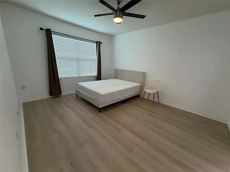8106 Bilston Village Ln — Photo 12
