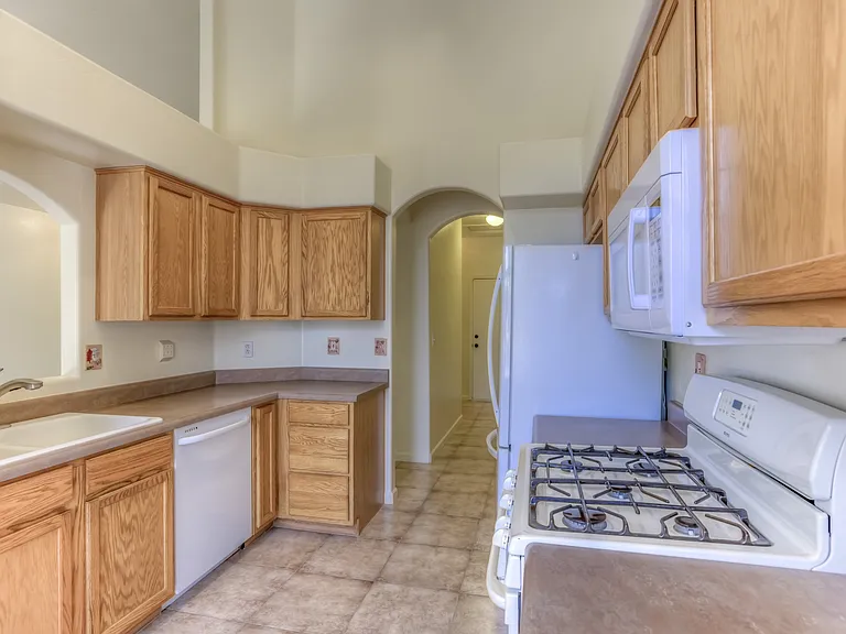 9649 E Briana Ln — Photo 12