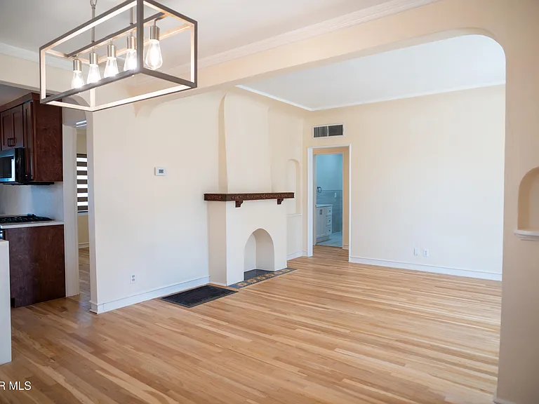 1211 Mesita Dr — Photo 15