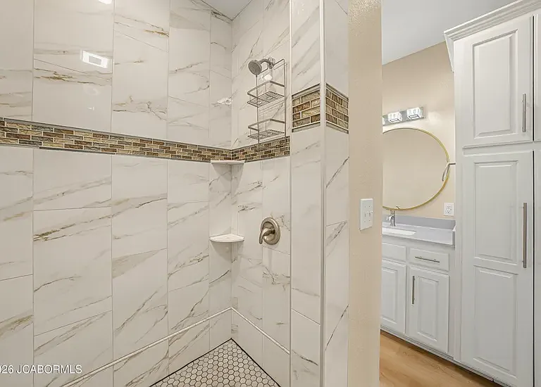 1828 Pinnacle Point — Photo 12