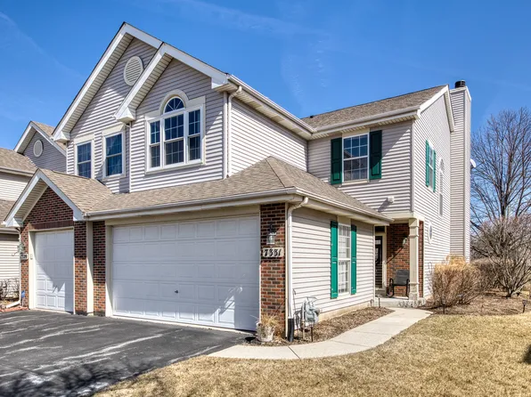 7331 Grandview Ct, Carpentersville, IL 60110