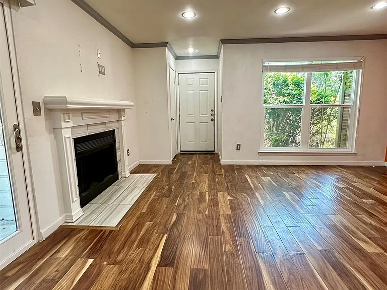 2018 W Rundberg Ln #5B — Photo 7