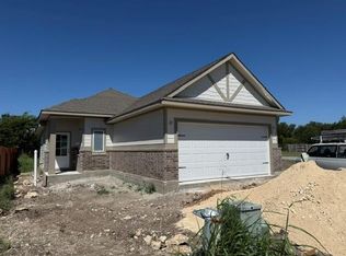 500 Gene Ray Ave, Bertram, TX 78605