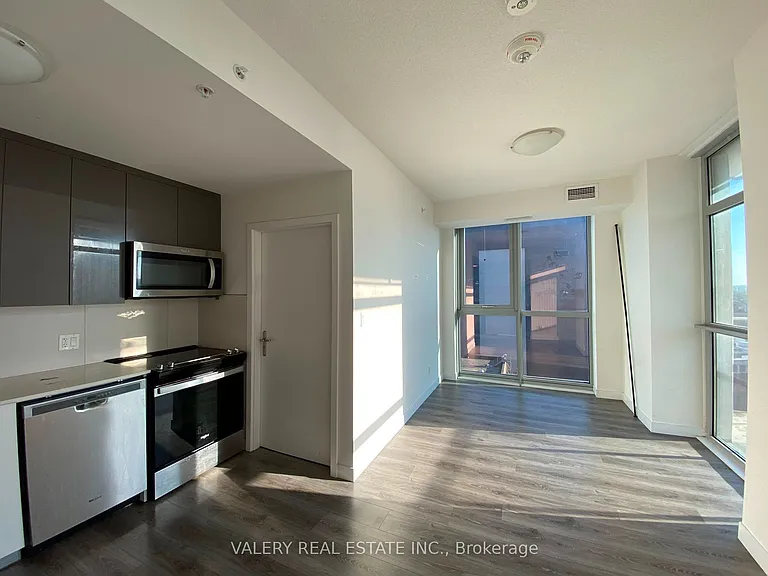 60 Frederick St #809 — Photo 23