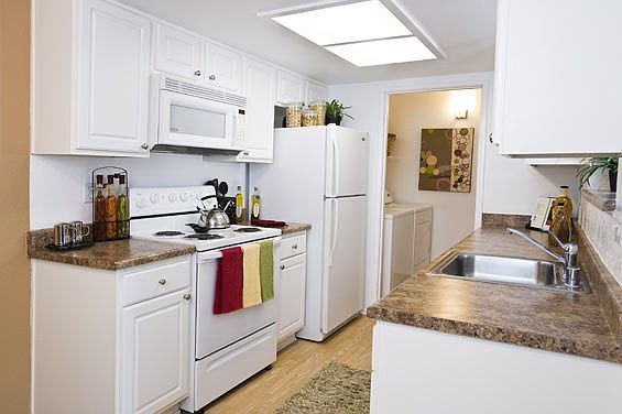 2nd image of 3907 Pierce St APT 340