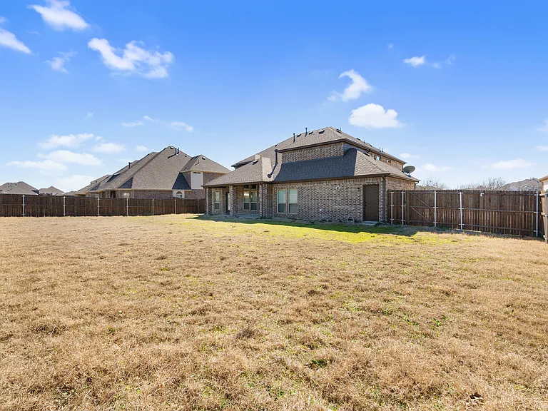 1209 Rogers Pkwy — Photo 39