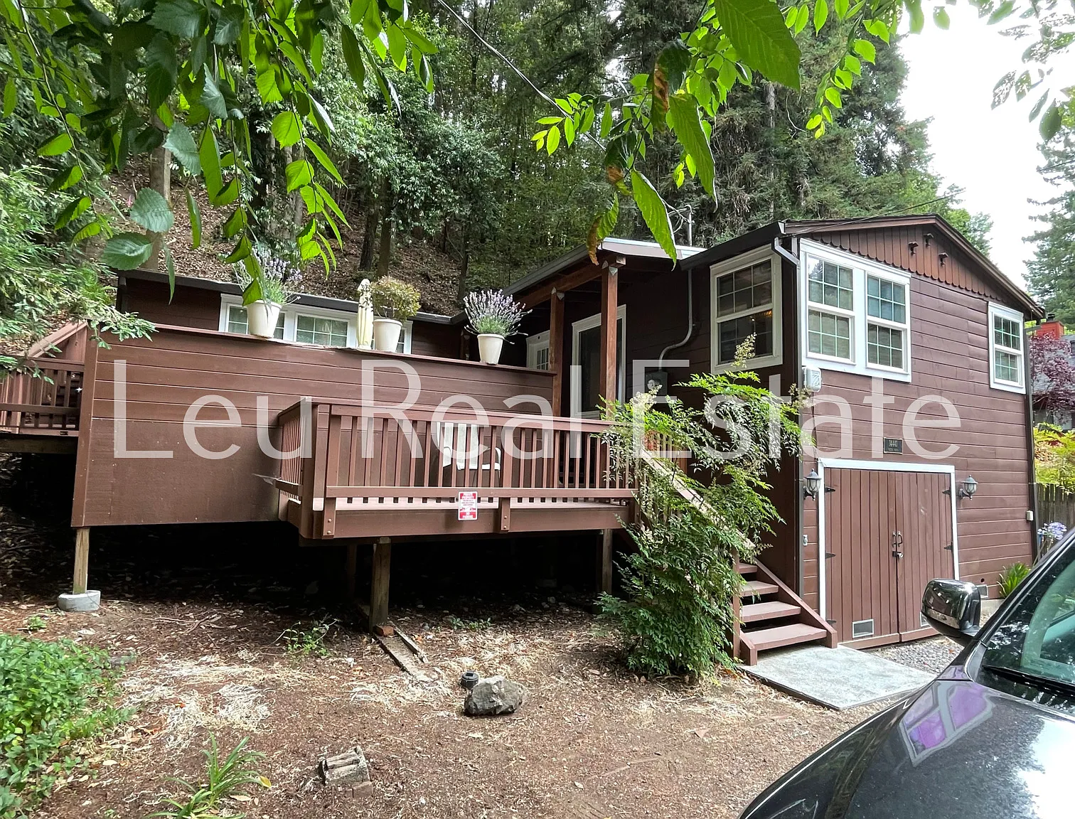 2 bed, 858 sqft, $2,300 — Photo 1