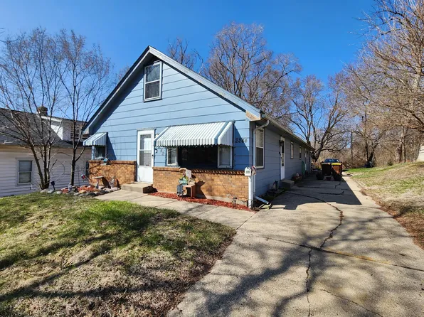 2242-2244 19th Ave, Rockford, IL 61104