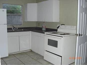 5th image of 716 N A St