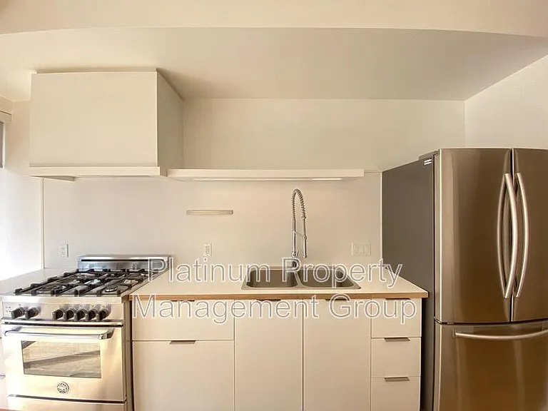 63 Inglewood Park SE — Photo 6