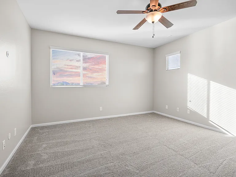 932 W Capulin Trl — Photo 15